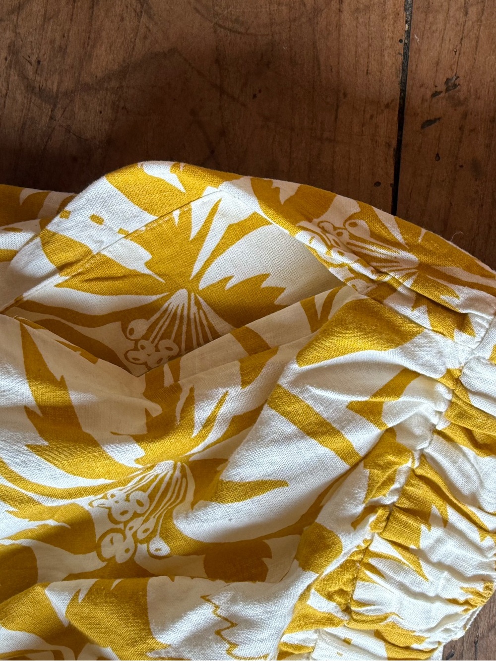 Madewell Mustard and White Floral skirt size xl and tank size small - Picture 12 of 17